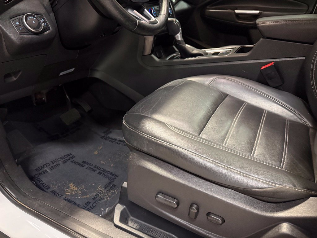 Used 2018 Ford Escape Titanium AWD/4WD image 10