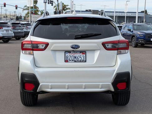 Certified 2021 Subaru Crosstrek 2.0i Premium image 3