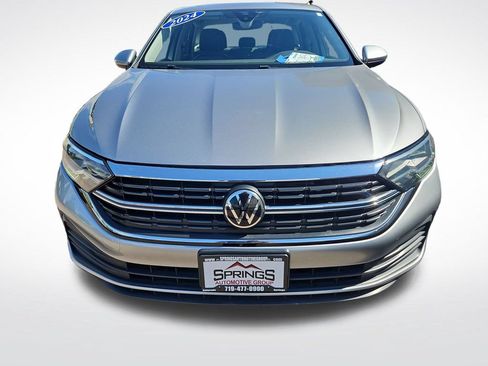 Used 2024 Volkswagen Jetta SE FWD image 8