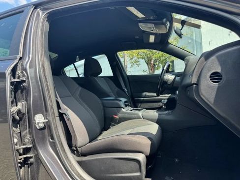 Used 2022 Dodge Charger SXT RWD image 23