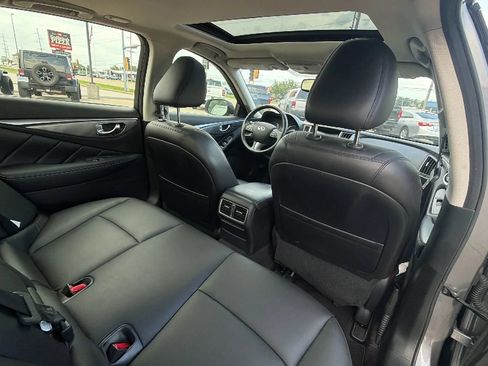Used 2016 INFINITI Q50 3.0t Premium w/ 3.0T Premium Plus Package AWD/4WD image 62