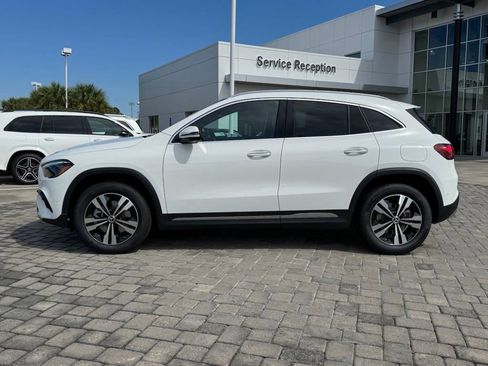 Used 2025 Mercedes-Benz GLA 250 image 11