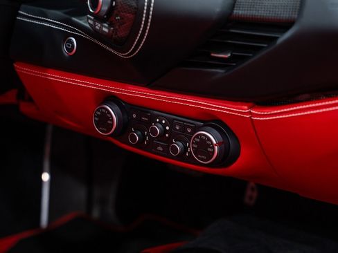 Used 2018 Ferrari 488 Spider image 56