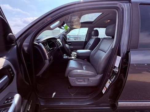 Used 2020 Toyota Sequoia Limited AWD/4WD image 12