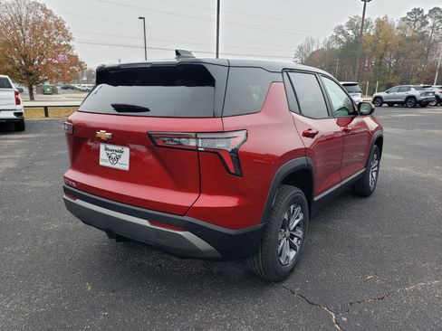 New 2026 Chevrolet Equinox LT w/ Convenience Package II image 3