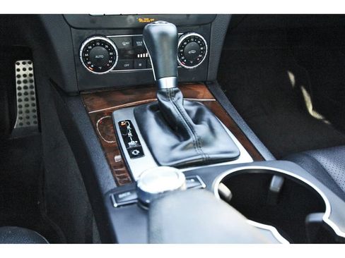 Used 2014 Mercedes-Benz C 250 Sedan image 27