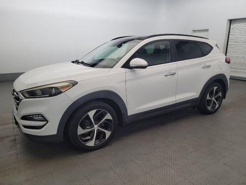 Used 2016 Hyundai Tucson Limited w/ Option Group 03 AWD/4WD image 2