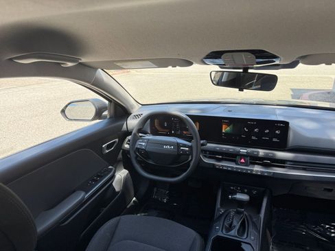 Used 2025 Kia K4 FWD image 34