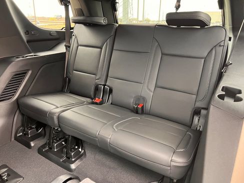 New 2026 GMC Yukon Denali w/ Denali Reserve Package image 32