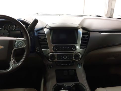 Used 2018 Chevrolet Tahoe LT image 26