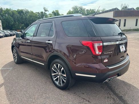 Used 2018 Ford Explorer Platinum image 5
