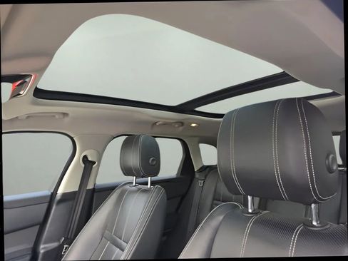 Used 2020 Land Rover Range Rover Velar S AWD/4WD image 11