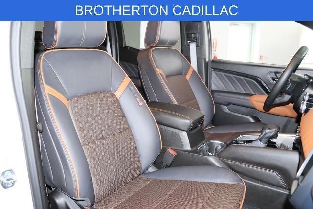 Used 2024 GMC Canyon AT4 w/ AT4 Premium Package AWD/4WD image 23