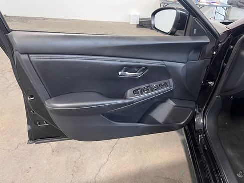 Used 2022 Nissan Sentra SV image 24