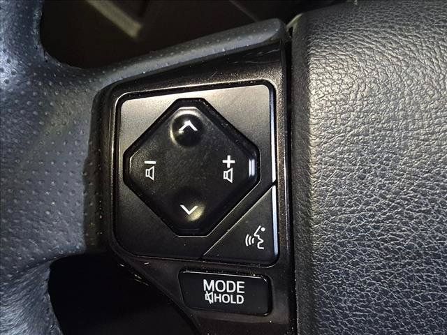 Used 2021 Toyota 4Runner TRD Off-Road Premium w/ Moonroof Package AWD/4WD image 10