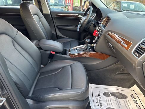 Used 2015 Audi Q5 2.0T Premium image 11