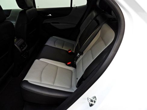 Used 2021 Chevrolet Equinox Premier FWD image 10