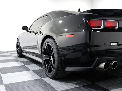 Used 2013 Chevrolet Camaro ZL1 image 10