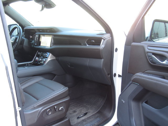 Used 2023 GMC Yukon Denali w/ Denali Reserve Package AWD/4WD image 18