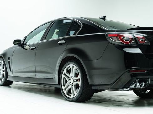 Used 2016 Chevrolet SS image 19