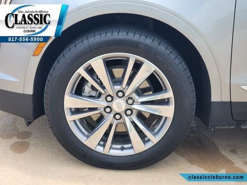 Used 2025 Cadillac XT5 Premium Luxury AWD/4WD image 13
