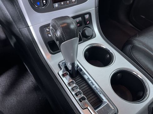 Used 2010 GMC Acadia SLT image 22