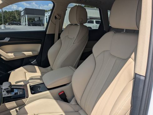 Used 2025 Audi Q5 2.0T Premium Plus image 16