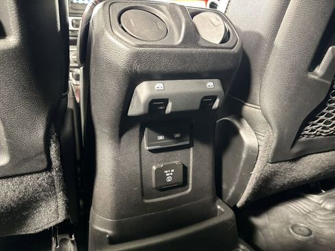 Used 2021 Jeep Wrangler Unlimited Rubicon w/ Cold Weather Group image 30