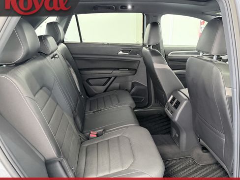 Used 2020 Volkswagen Atlas Cross Sport SEL Premium R-Line AWD/4WD image 16