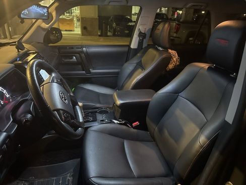 Used 2024 Toyota 4Runner TRD Off-Road Premium image 21