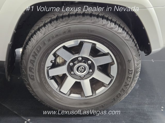 Used 2023 Toyota 4Runner TRD Off-Road Premium w/ Off Road Premium Plus Package AWD/4WD image 9