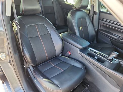 Certified 2020 Nissan Altima 2.5 SR w/ Premium Package image 13