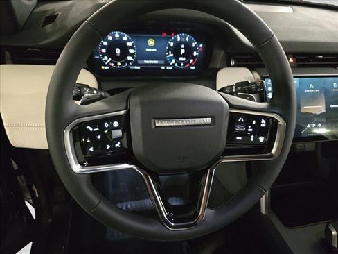 New 2026 Land Rover Discovery Sport Landmark AWD/4WD image 17