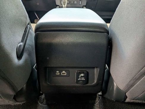 Used 2022 Nissan Frontier SV AWD/4WD image 14