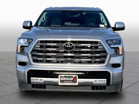 Used 2024 Toyota Sequoia Limited AWD/4WD image 4
