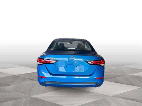 Used 2025 Nissan Sentra SV image 7