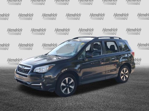 Used 2017 Subaru Forester 2.5i Limited AWD/4WD image 5