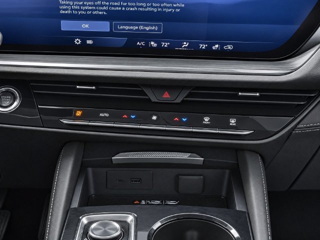 Used 2025 Buick Envision Preferred AWD/4WD image 20