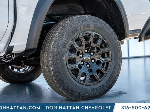 New 2026 Chevrolet Colorado Trail Boss AWD/4WD image 37