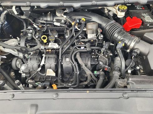 Used 2024 Ford Edge SE w/ Black Appearance Package image 24