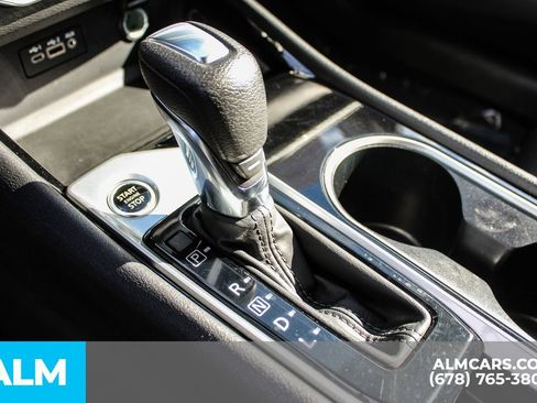 Used 2024 Nissan Altima 2.5 SV image 34