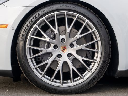 New 2026 Porsche Panamera 4 image 12