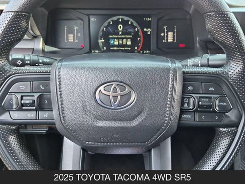 Used 2025 Toyota Tacoma SR5 AWD/4WD image 12