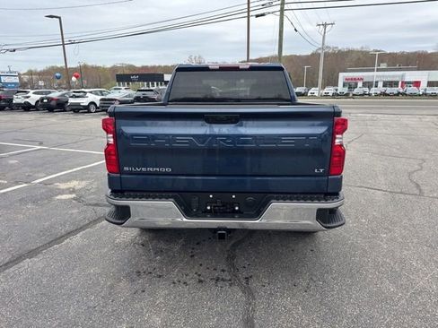 Used 2023 Chevrolet Silverado 1500 LT AWD/4WD image 6