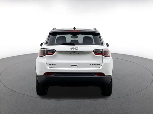 Used 2025 Jeep Compass Limited AWD/4WD image 8