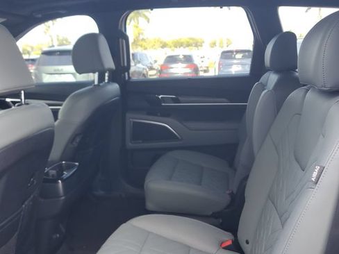 Certified 2024 Kia Telluride EX X-Line AWD/4WD image 9