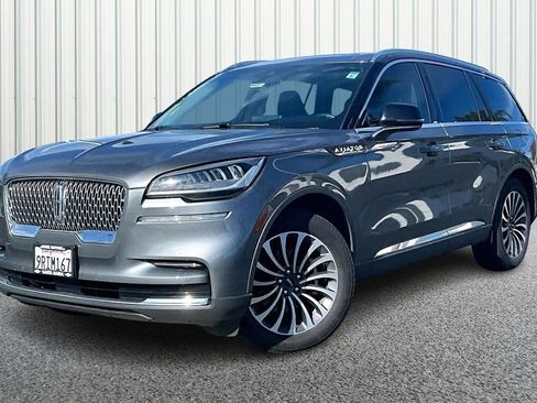 Used 2024 Lincoln Aviator Reserve image 32