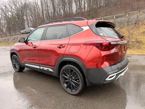 Certified 2022 Kia Seltos Nightfall Edition image 4