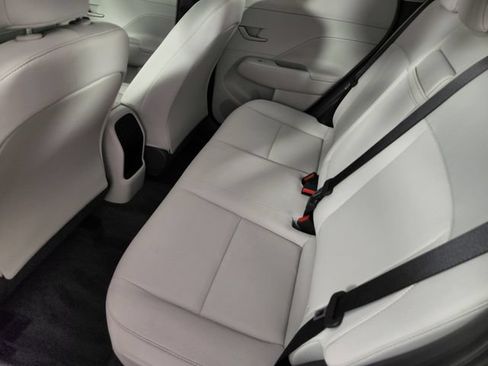 Certified 2025 Hyundai Kona SE AWD/4WD image 18