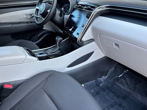 Used 2024 Hyundai Tucson SEL image 18